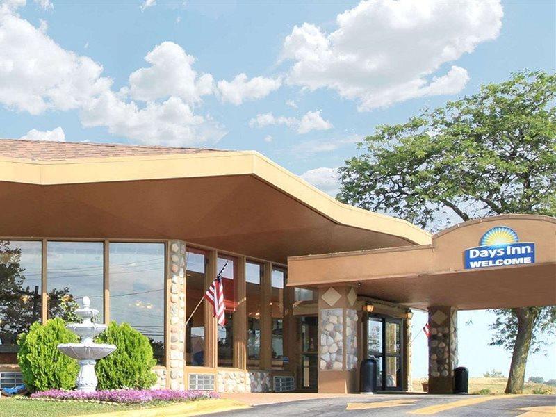 Days Inn Toledo Exterior photo