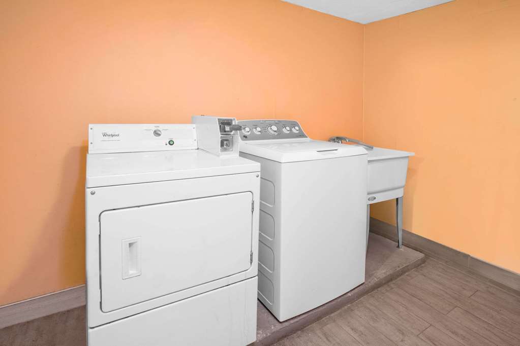 Days Inn Toledo Facilities photo